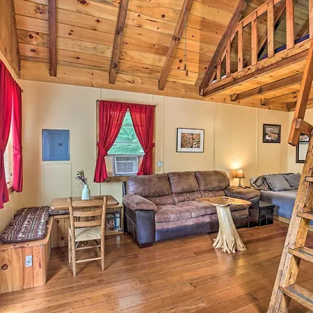 Off-The-Grid Cabin Living In Red River Gorge!